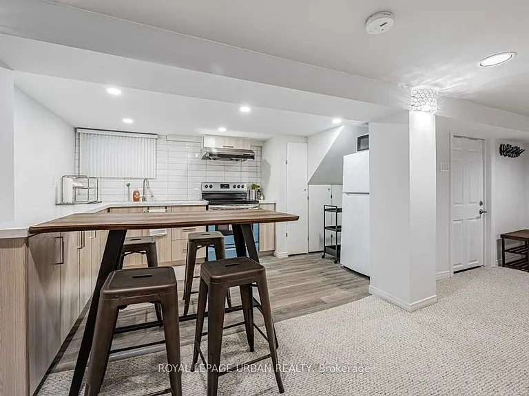 377 Mortimer Ave #BASEMENT — Photo 6