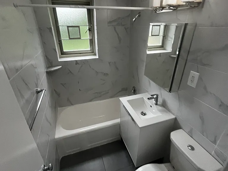 6410C 186th Ln #2C — Photo 7