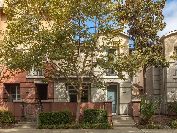 710 City Walk Pl APT 1, Hayward, CA 94541