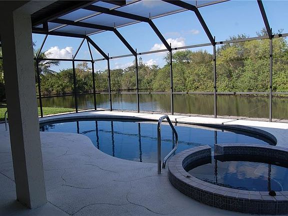 4th image of 1936 Cove Pointe Dr