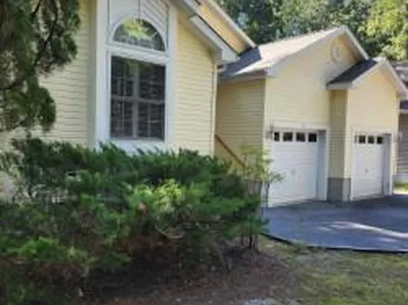 33 Pinehurst Rd, Berlin, MD 21811