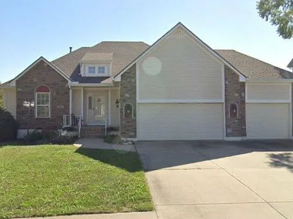 1121 SE 12th Ter, Lees Summit, MO 64081