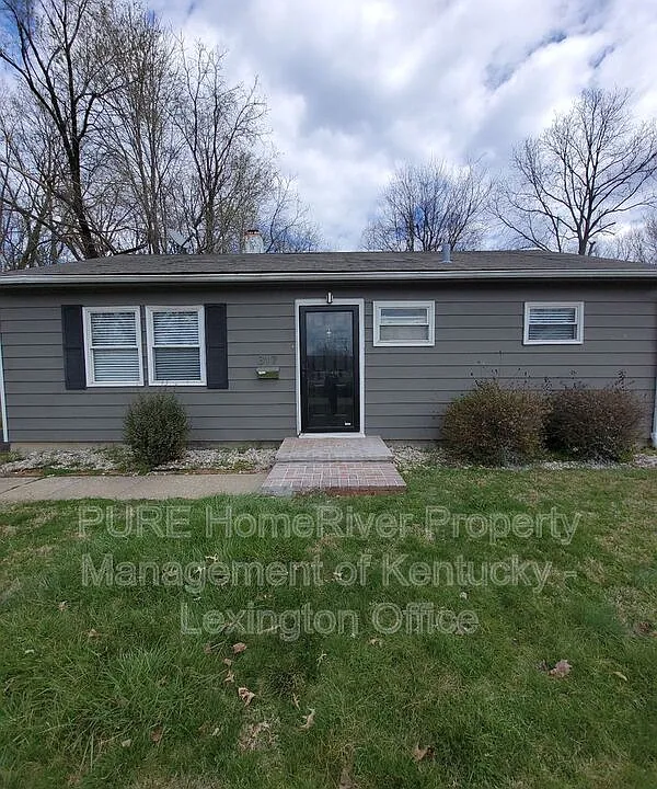 317 Mockingbird Ln