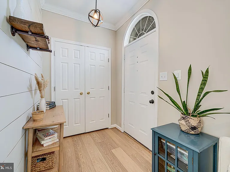 13127 Quail Creek Ln — Photo 2