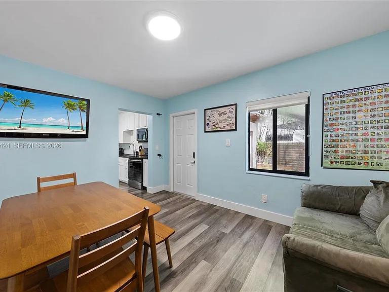 3134 Carter St — Photo 13