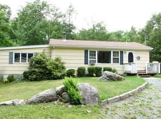 75 Olneys Rd, Petersburgh, NY 12138