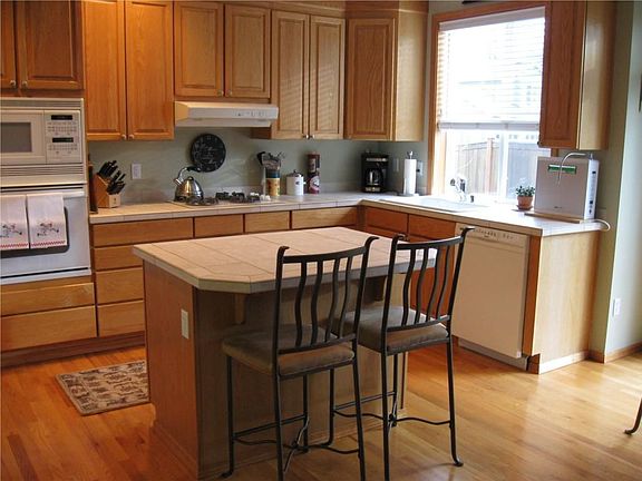 2nd image of 2200 145th St SW