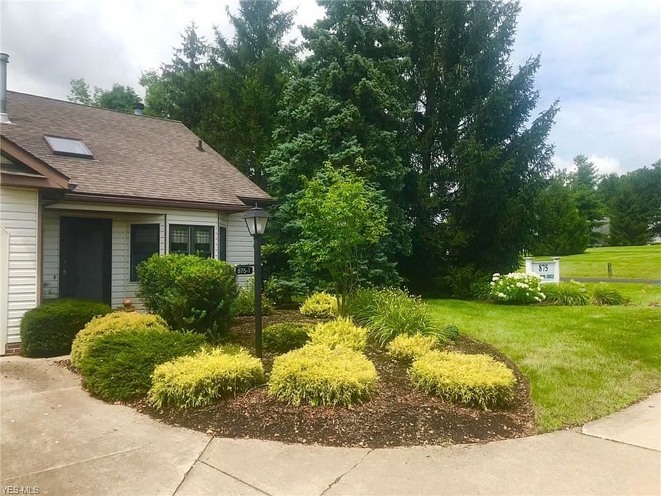 1st image of 875-1 Hampton Cir