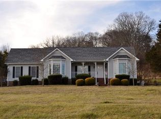 68 Mimosa Rd, Fayetteville, TN 37334