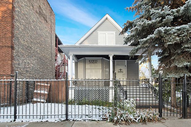 1st image of 904 N Leamington Ave
