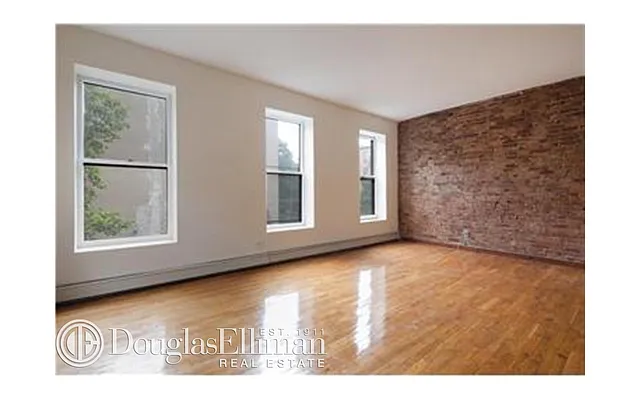 Rented by Douglas Elliman | media 17