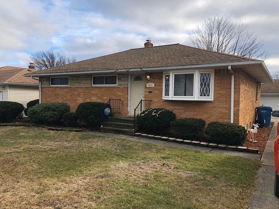 1st image of 10251 Moore Dr
