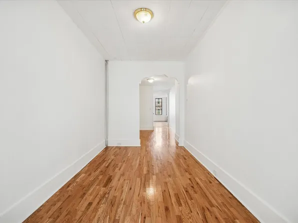 232 Kingsland Avenue image 4 of 5