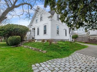 48 Broadway, Rockport, MA 01966
