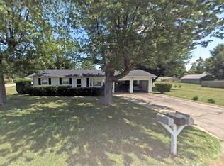 512 N Green St, Greentown, IN 46936