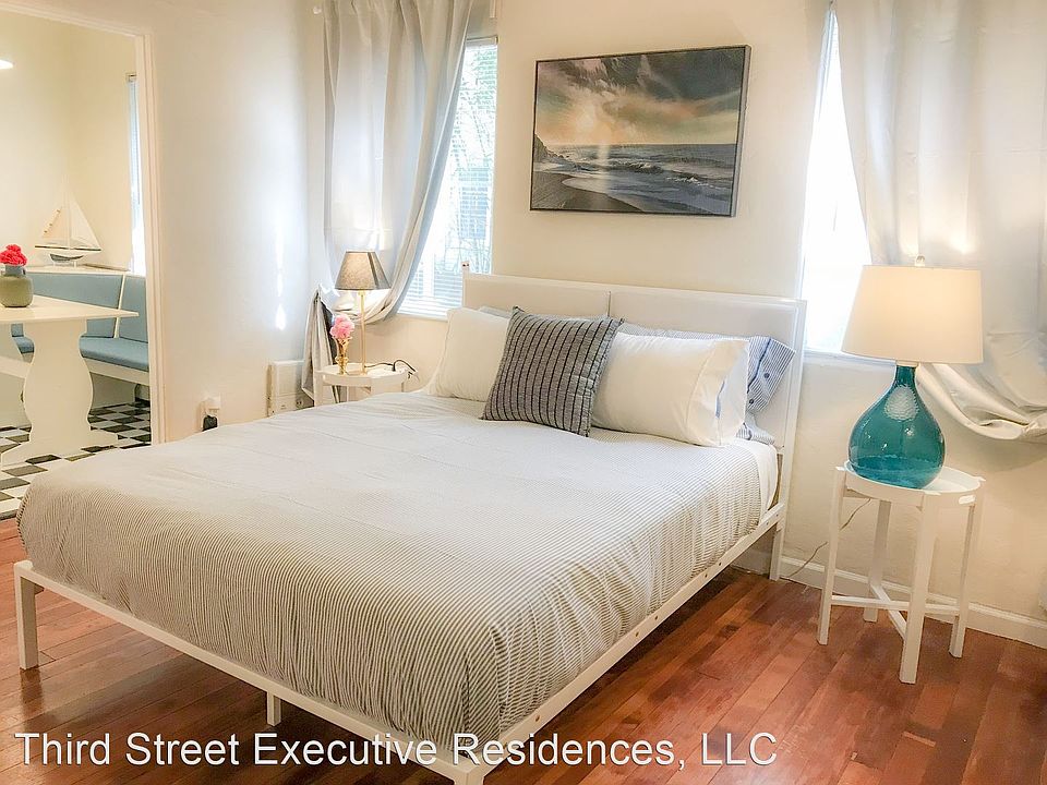 1st image of 409 W 3rd St #10496236