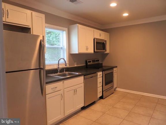 4th image of 1050 Pike Springs Rd #1054