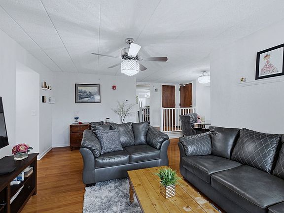 2nd image of 73 Pier Dr APT 201