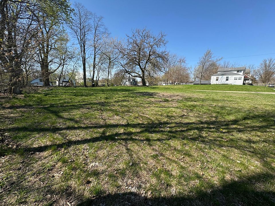 2nd image of 51 Battle Creek Ave