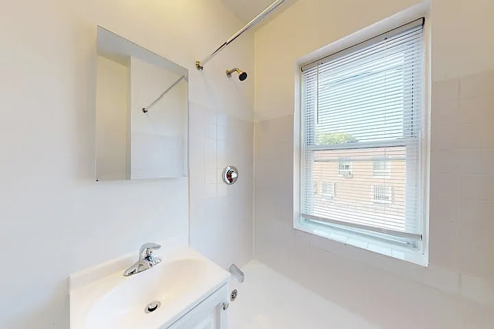 4721 S. Ellis Avenue — Photo 14
