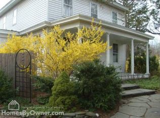 56 Gipp Rd, Albany, NY 12203