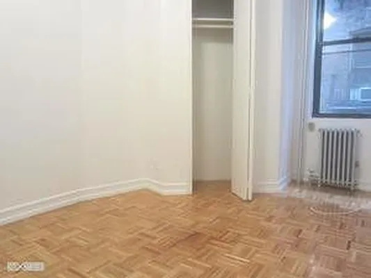 Rented by Bond New York | media 11