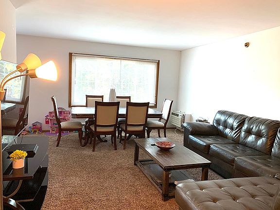 3rd image of 4001 Mavelle Dr APT 301