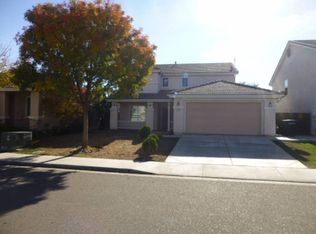 1138 Bullfinch Dr, Patterson, CA 95363