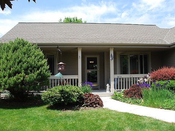 2nd image of 8815 S Brook Cir