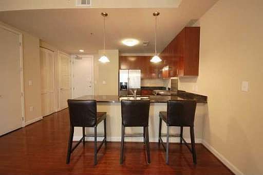 5th image of 711 Cosmopolitan Dr NE #524
