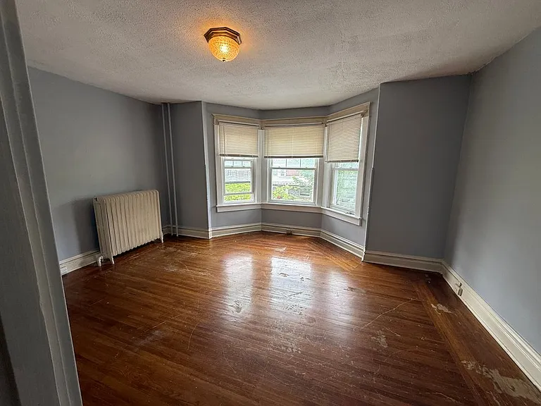 1538 W Chew St — Photo 30