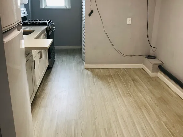 9 Corso Court image 5 of 19