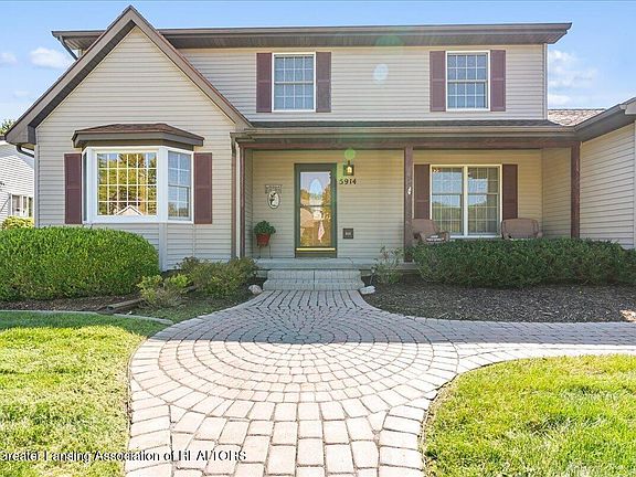 2nd image of 5914 Buttonwood Dr