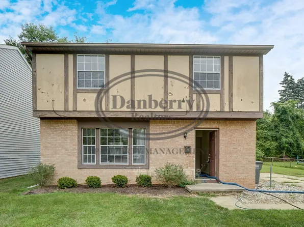 1006 Ranch Dr, Toledo, OH 43607