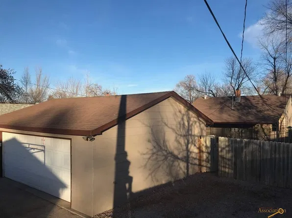 2017 5th St, Rapid City, SD 57701