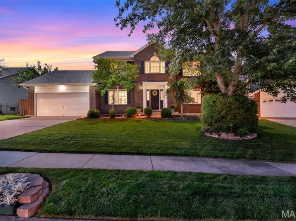 4 Georgetown Ct, O'Fallon, MO 63368