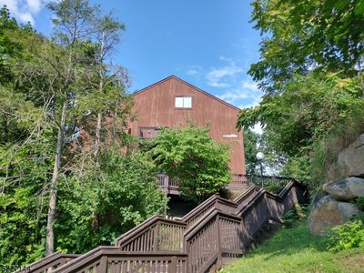 2 Port Royal Dr #4, Vernon, NJ, 07462
