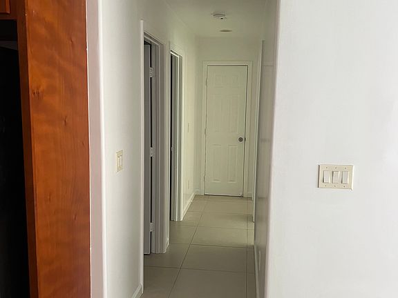4th image of 1460 Sing Loy Ln #A