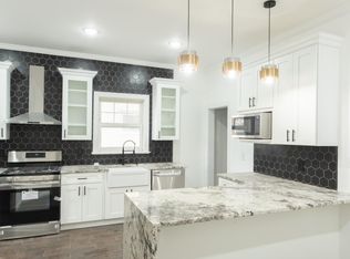 440 Parker St, Newark, NJ