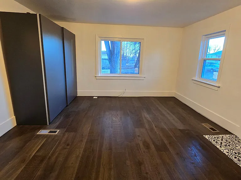 452 S Main St — Photo 12