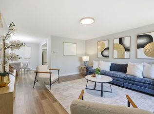 1033 Crestview Dr APT 110, Mountain View, CA 94040