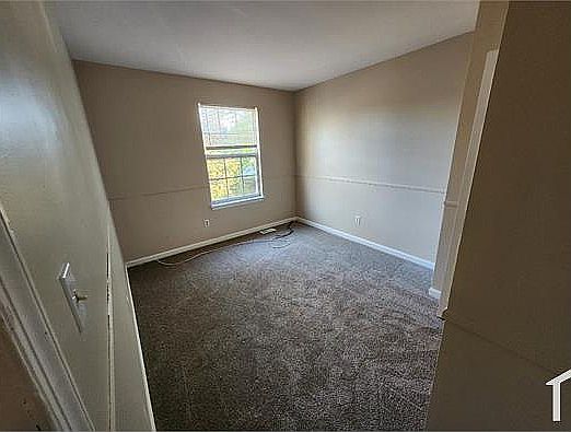 4th image of 4 Black Oak Ct