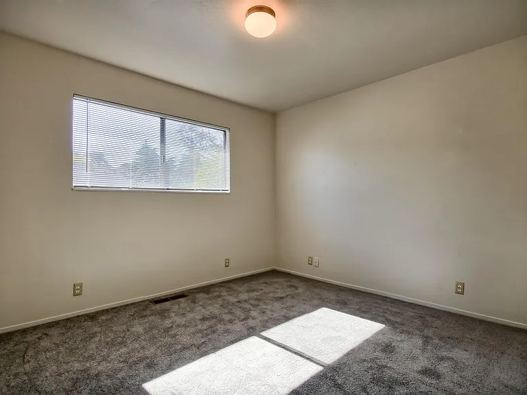 127 Walti St — Photo 11