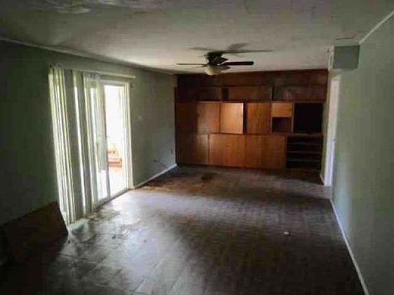 4th image of 1040 Calle Del Encanto