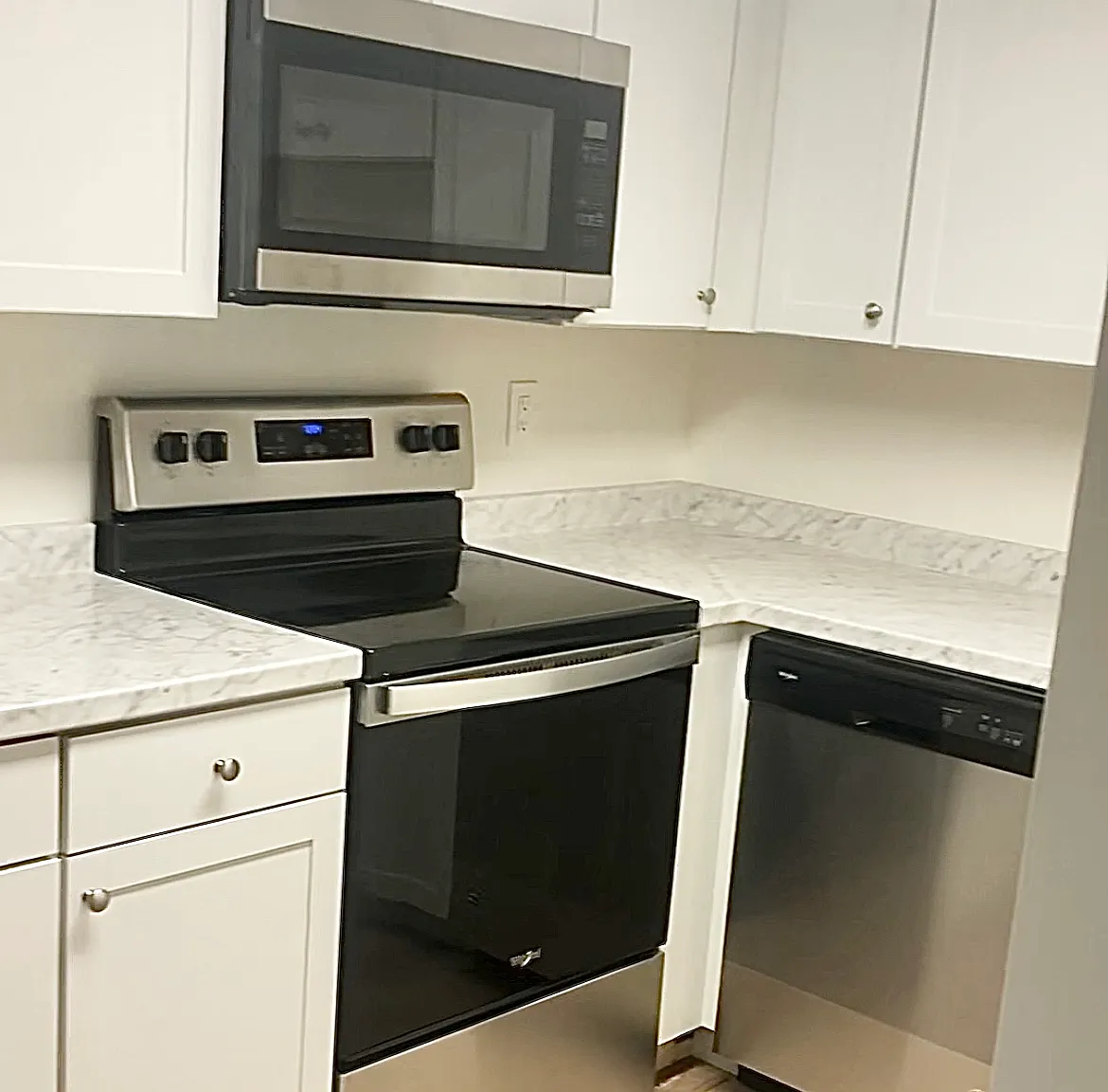 1 bed, $2,350 — Photo 4