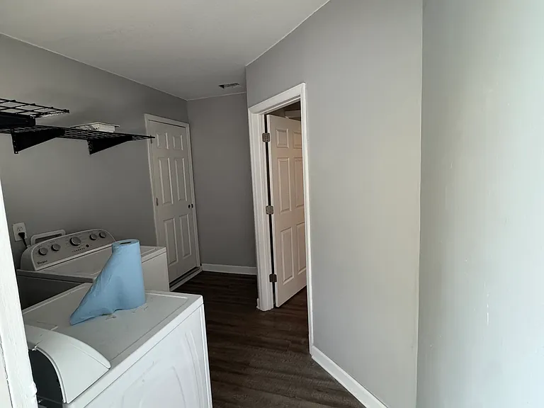 6205 S Church Ave — Photo 19