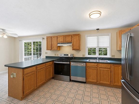 5th image of 6 Conservation Dr