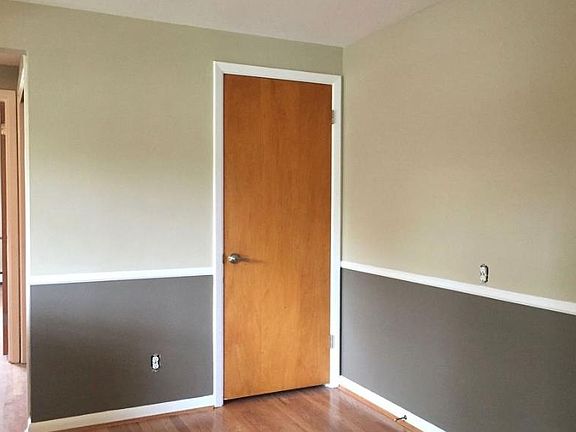 4th image of 6789 Siebern Ave APT 4