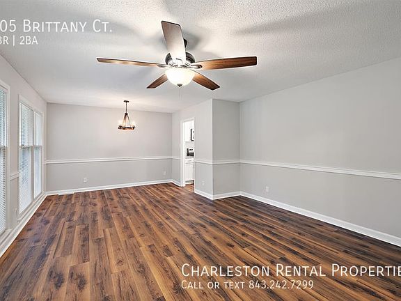 3rd image of 105 Brittany Ct