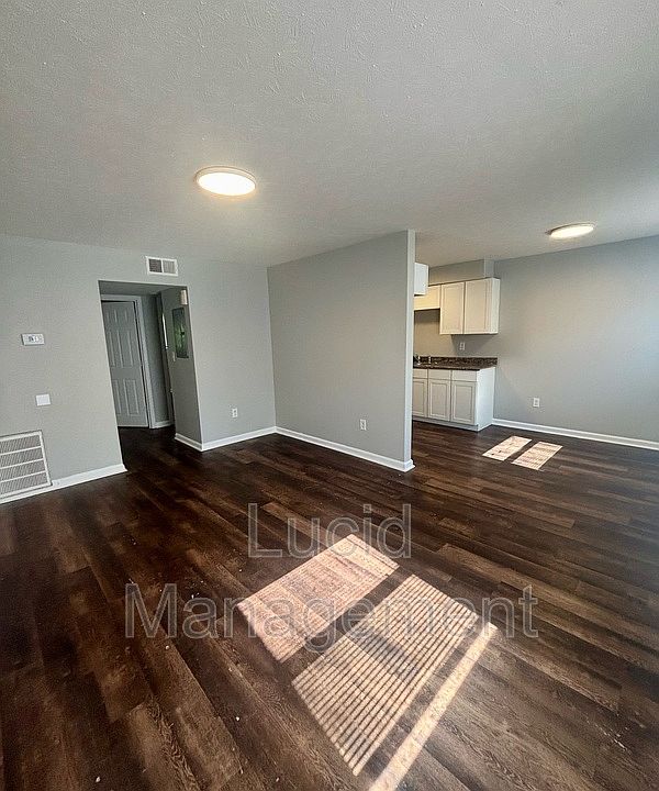 1st image of 3409 Shanks Ln APT 4